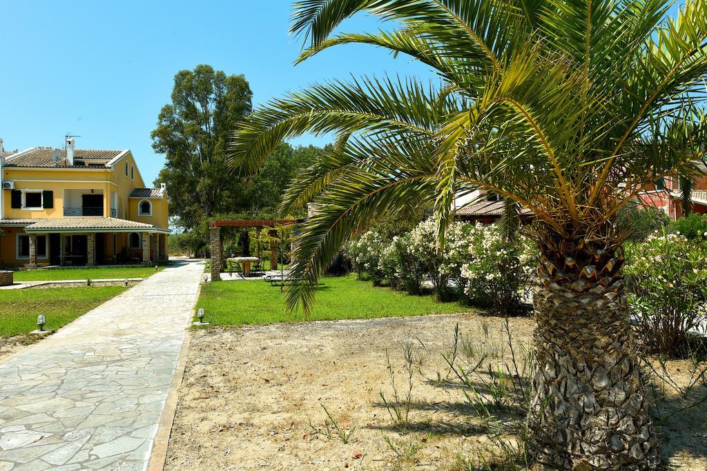 Antonia Beachfront Villa Лефкими Экстерьер фото