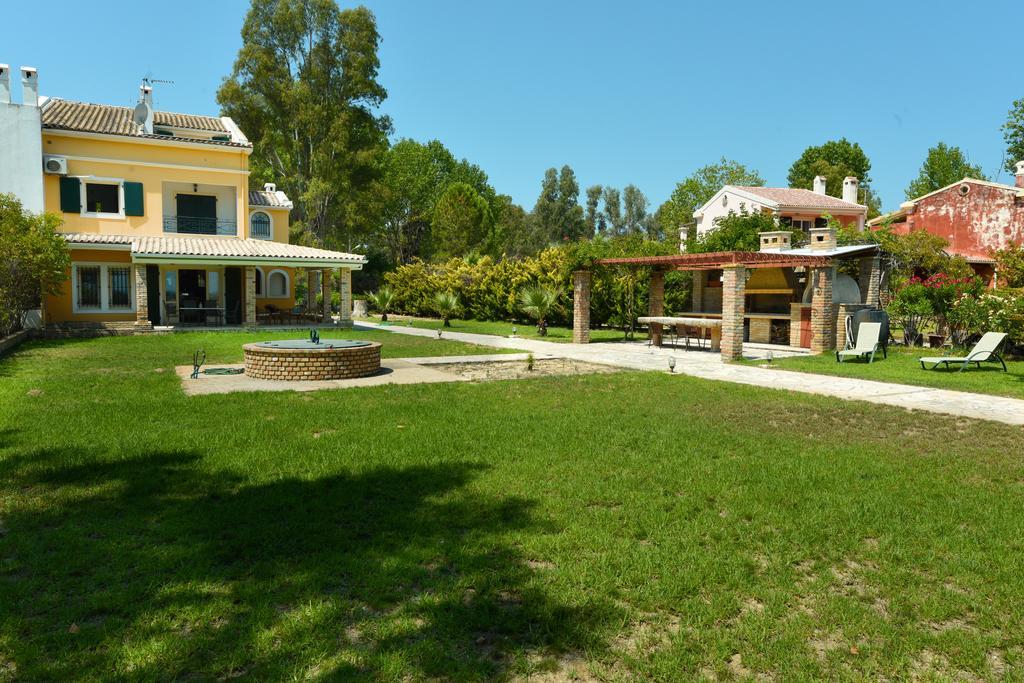 Antonia Beachfront Villa Лефкими Экстерьер фото