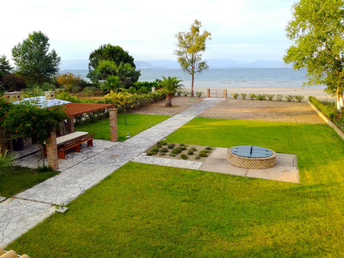 Antonia Beachfront Villa Лефкими Экстерьер фото